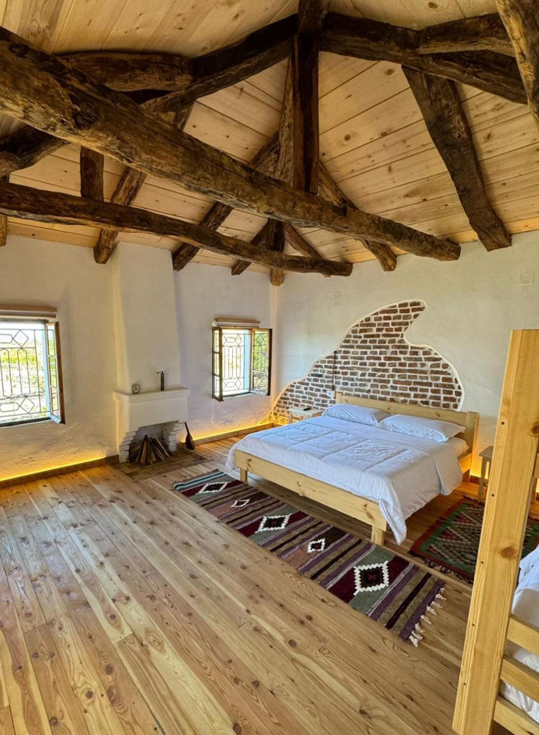 Guesthouse Vitoria - Mrizi I Zanave Fishte Ngoại thất bức ảnh